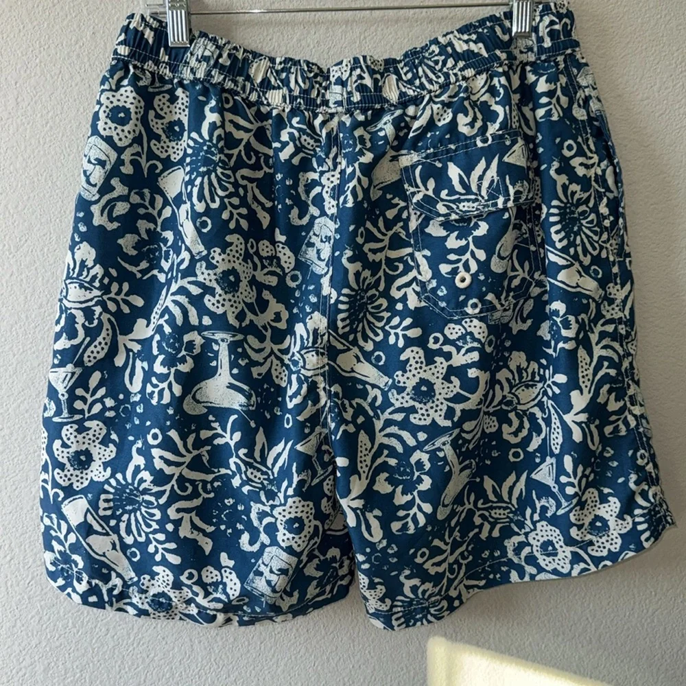 Tommy Bahama Men’s Lined Swim Trunks Large EUC